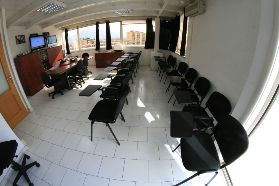 Classrooms for rent Naples Italy