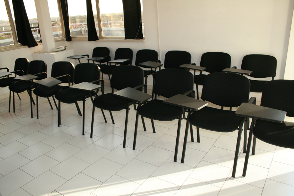 Classrooms for rent Naples Italy